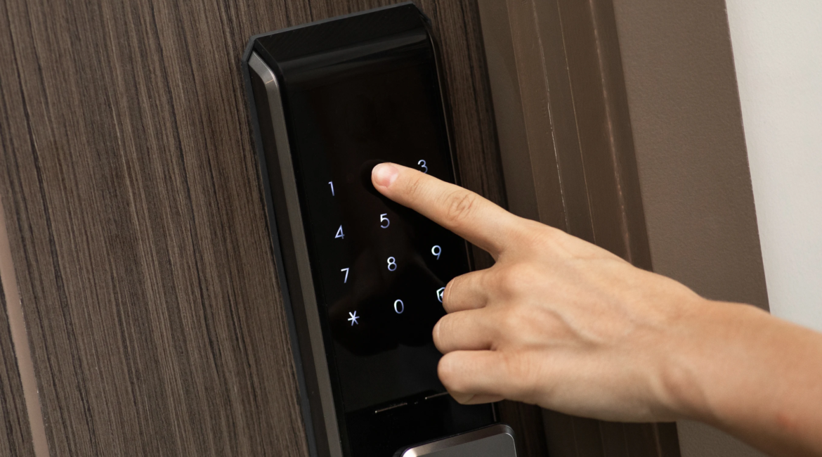 Smart digital lock with keypad and fingerprint reader