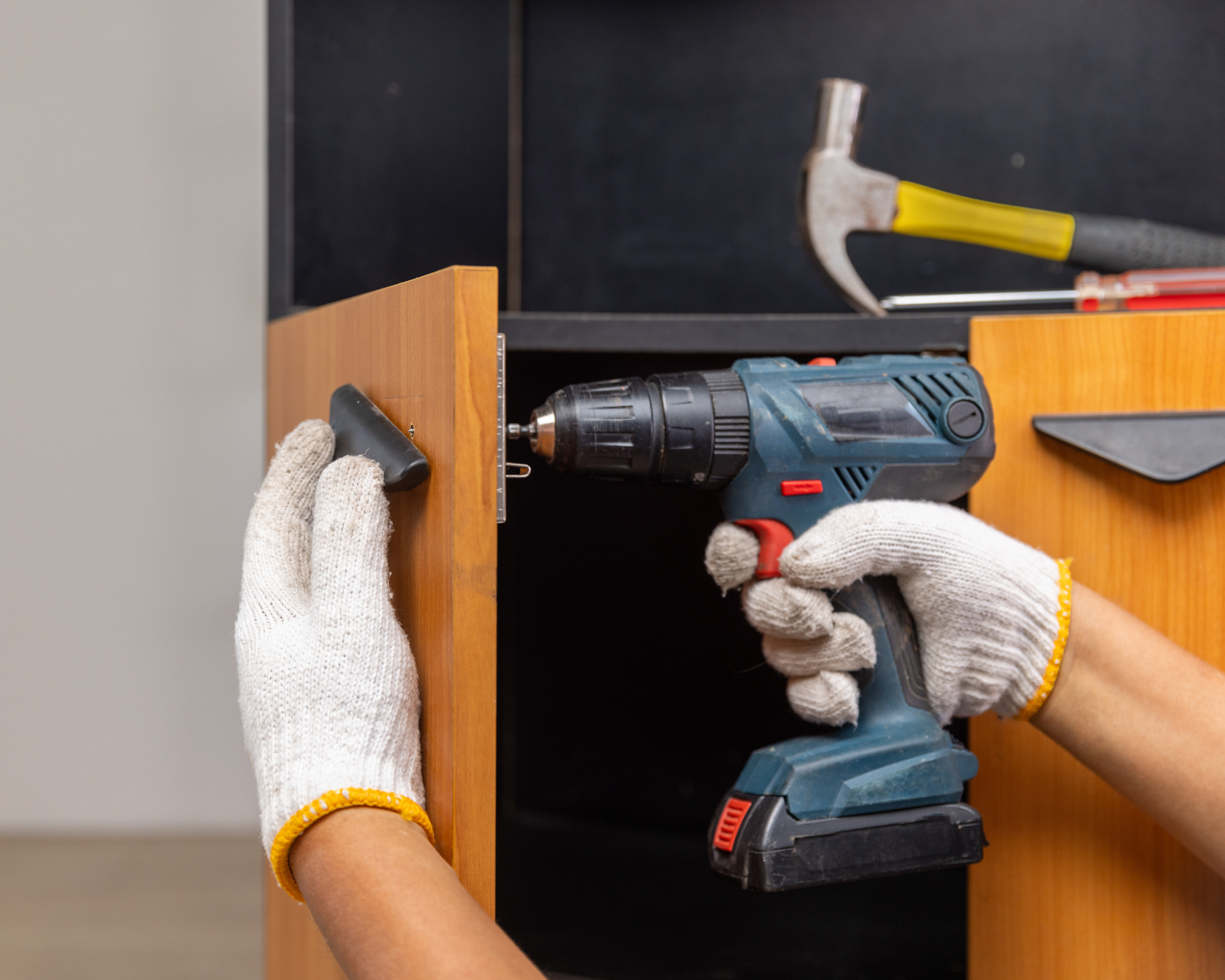 Cabinet refacing and door replacement in Toronto GTA MyNeed.ca
